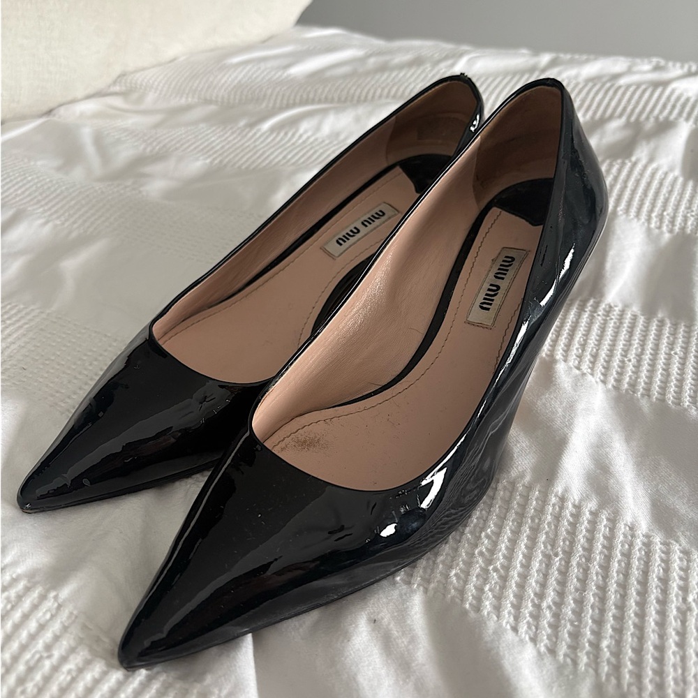 MIU MIU Black Patent Leather Kitten Heels